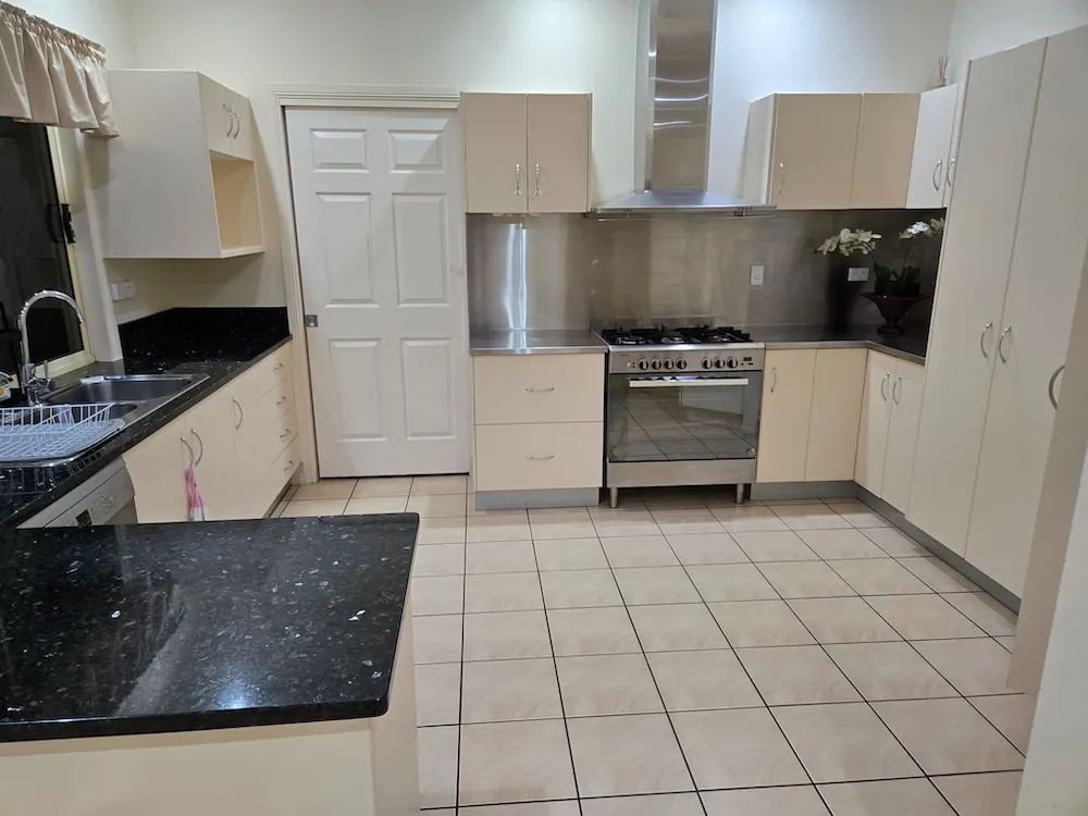 Bond clean finished to agent's checklist standard